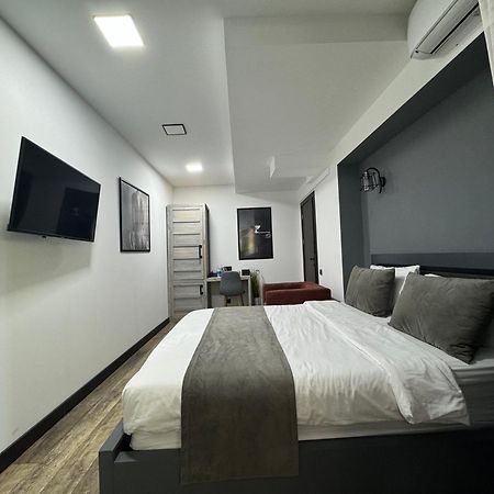 Monk House 호텔 예레반 외부 사진